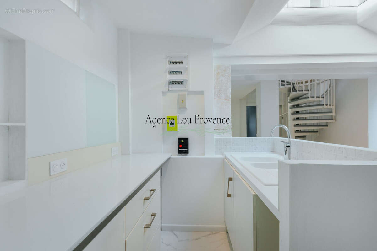 Maison 101 m² à Cavaillon  - photo 2