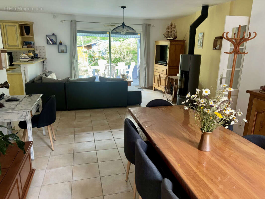 Maison 110 m² à Quilly  - photo 4