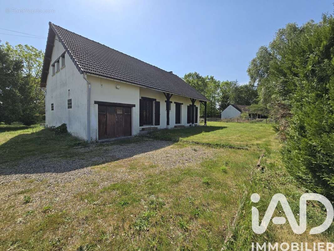 Photo 2 - Maison à NOGENT-SUR-VERNISSON