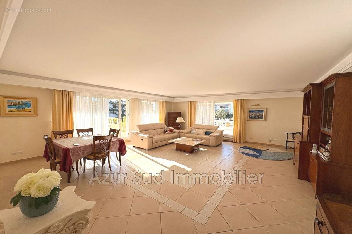 Appartement à ANTIBES
