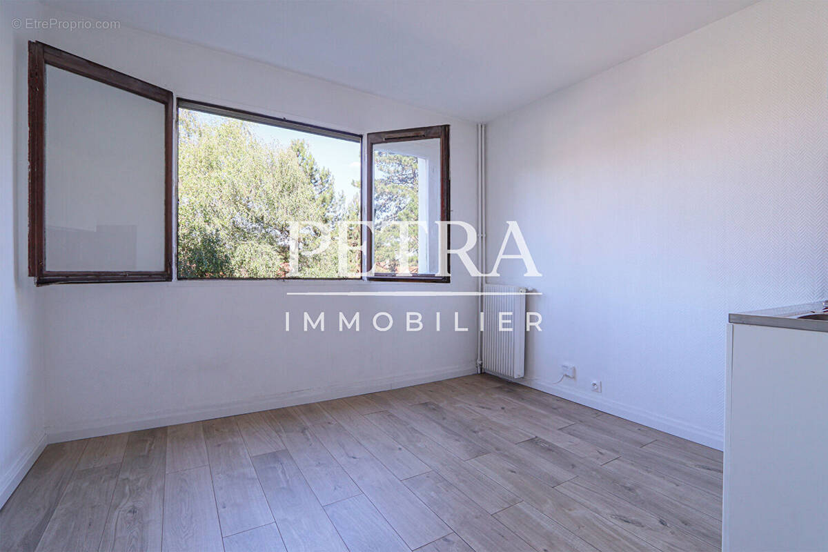 Appartement à CHEVILLY-LARUE