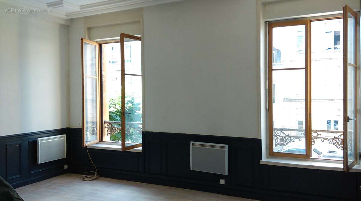 Appartement 415 m² à Sedan  - photo 43