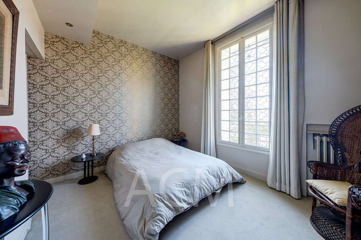 Maison à MAISONS-LAFFITTE