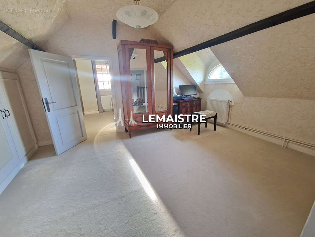 Maison à SAINT-ROMAIN-DE-COLBOSC