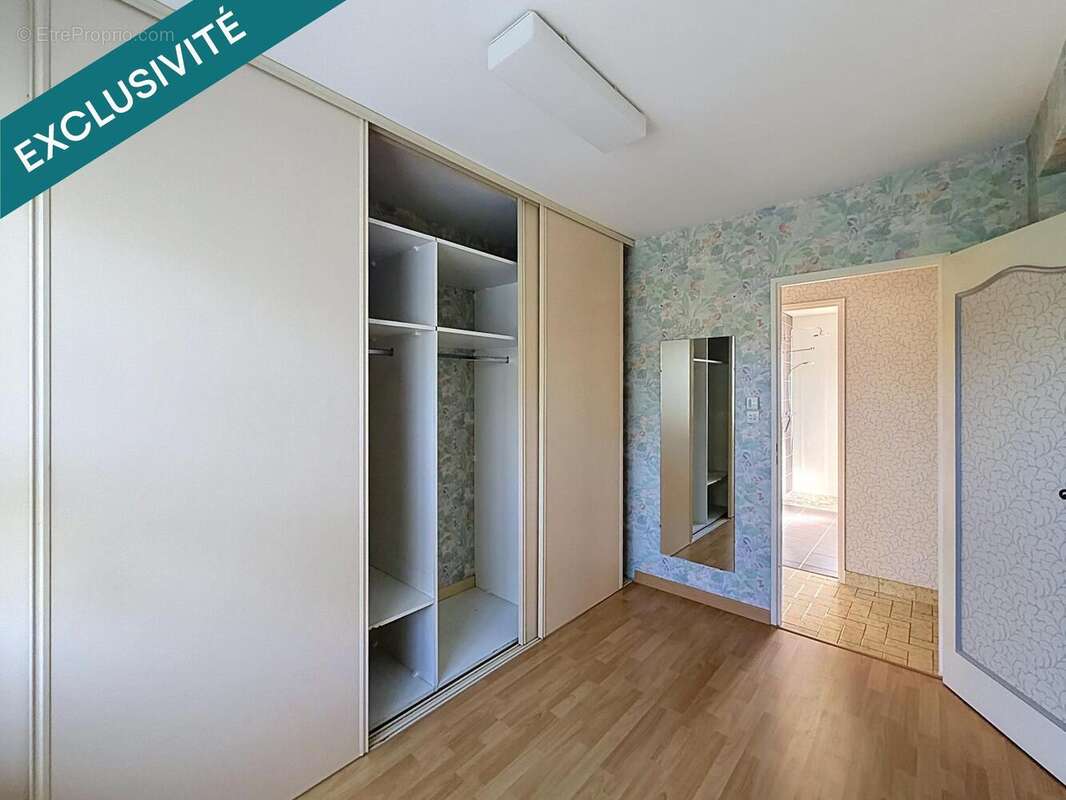 Maison 130 m² à Tonnoy  - photo 4