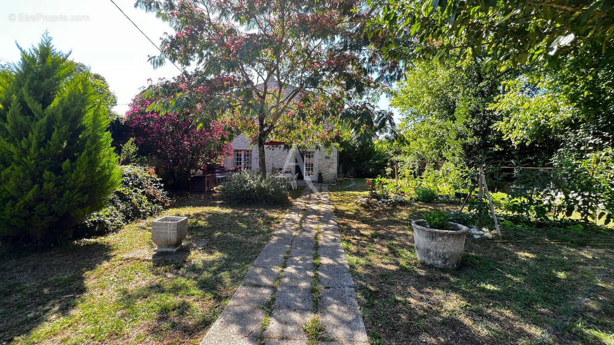 Maison en pierre Medis 170m² quartier très calme - photo 12
