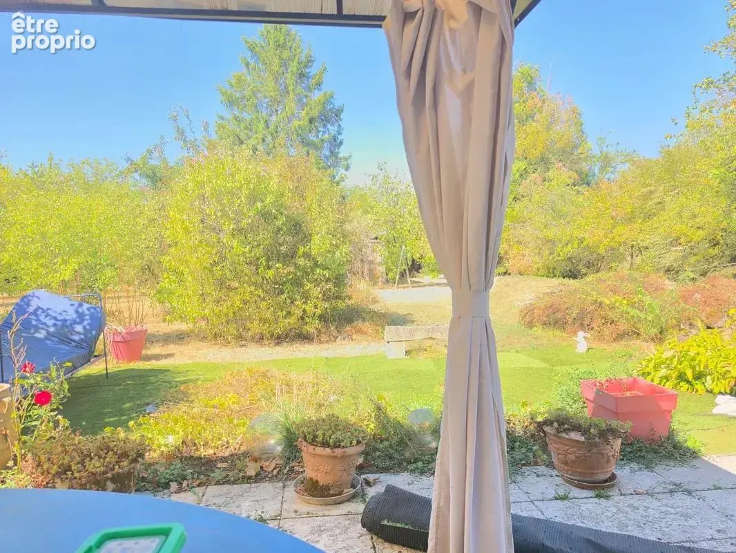 Maison de village de caractère de 173 m², 5 chambres à Champvert - photo 16