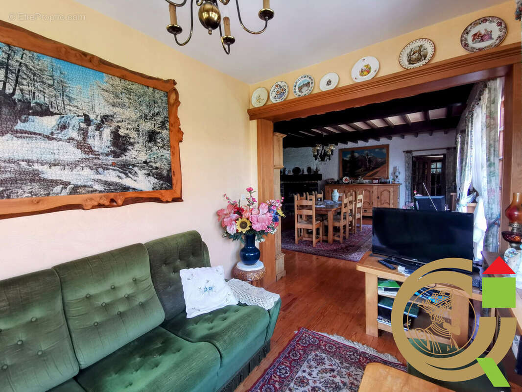 Maison à REGNAUVILLE