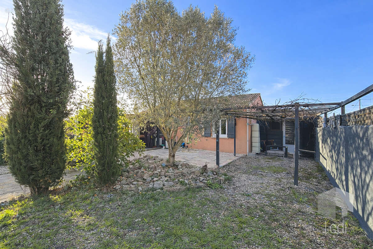 Maison à LAVILLEDIEU