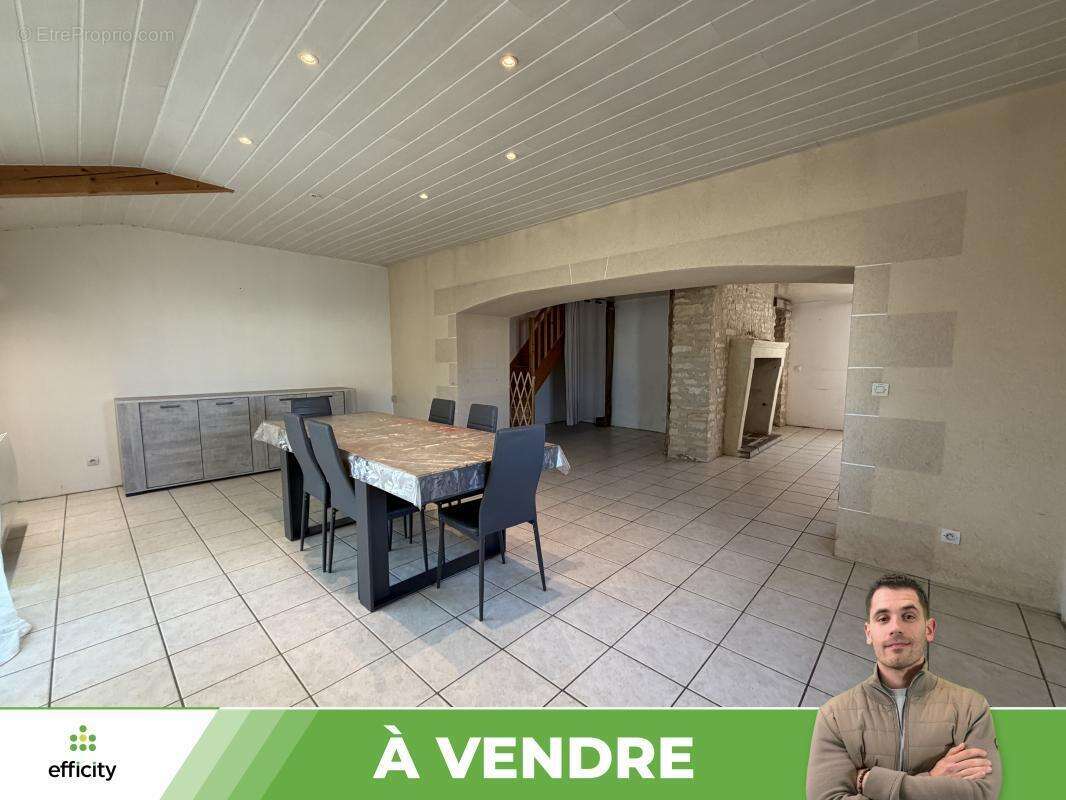 Maison 169 m² à Chabournay  - photo 6