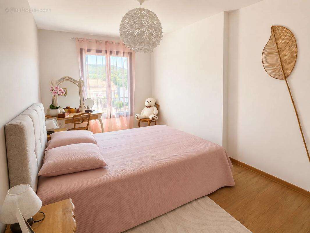Maison de 4 pièces de 95 m² à Crémieu - photo 9