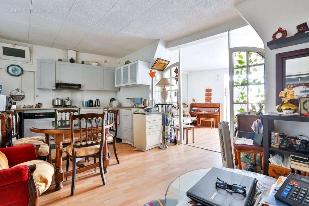 Appartement à ISSY-LES-MOULINEAUX