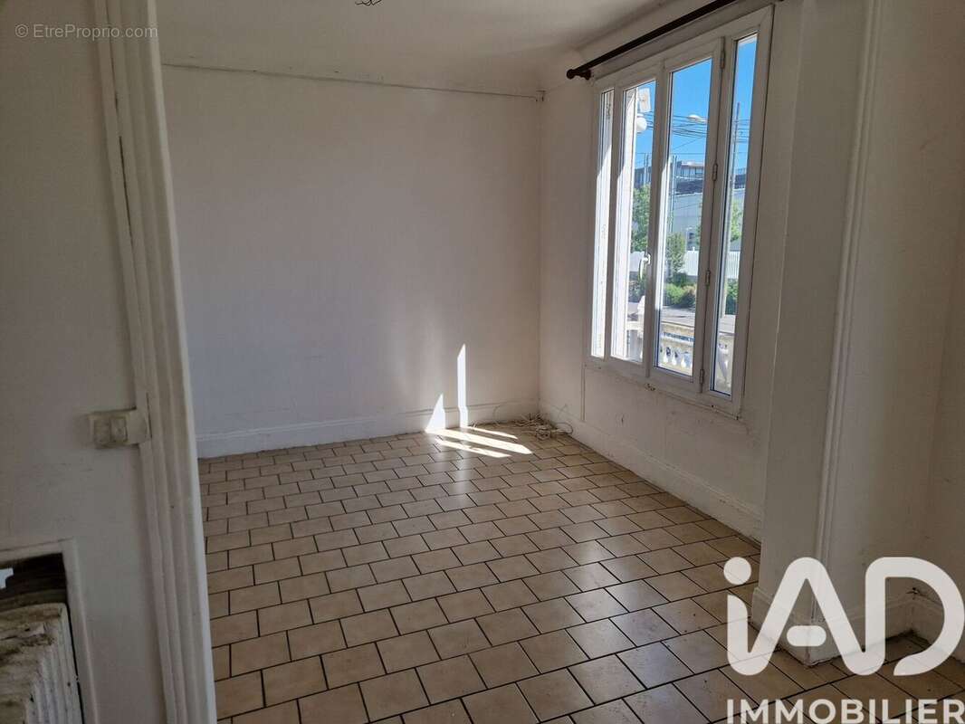 Photo 2 - Maison à MASSY