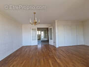 Appartement à COUZON-AU-MONT-D'OR