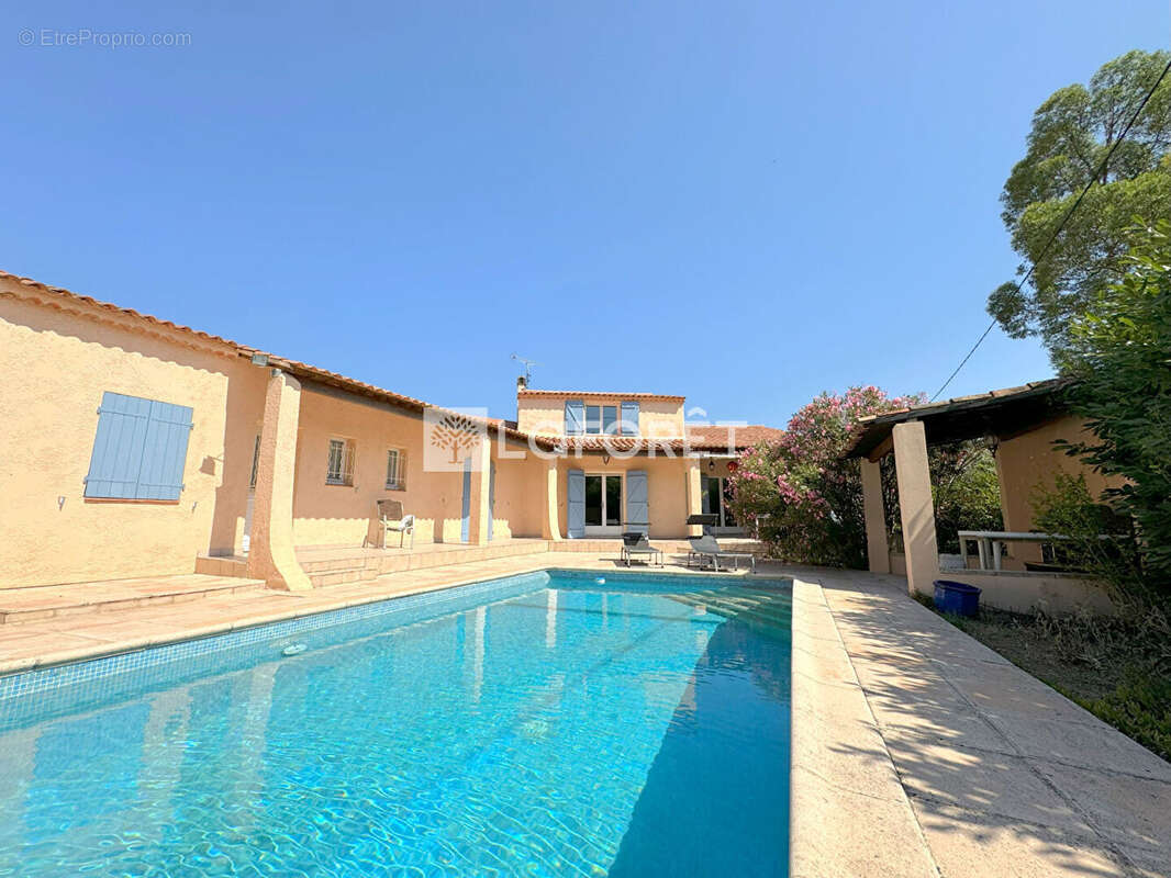 Maison à LE VAL