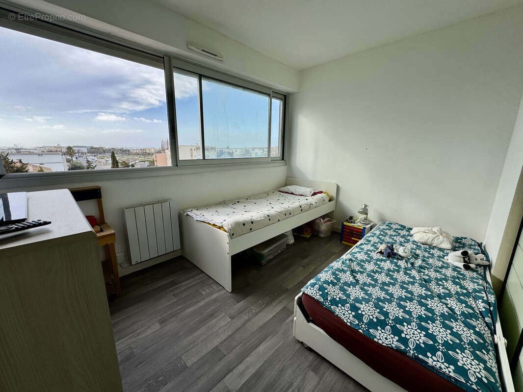 Carnon ouest appartement traversant type 3 terrasse et parking - photo 5