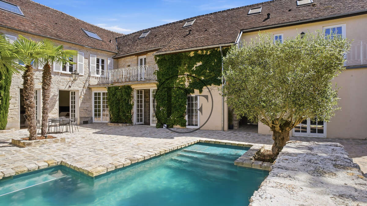 Maison à BOURRON-MARLOTTE