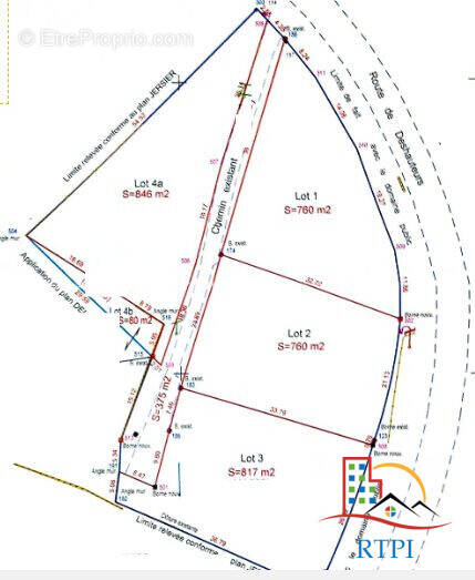 Terrain à SAINTE-ANNE