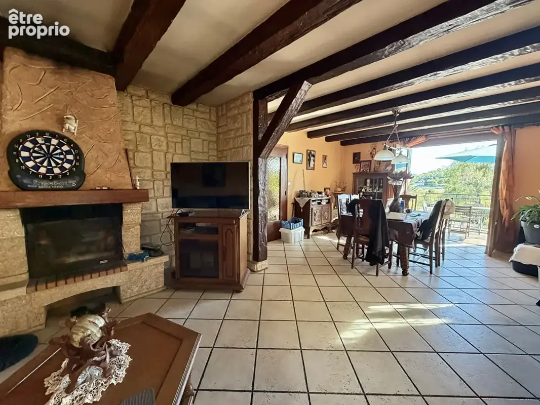 Maison Lons Le Saunier 6 pièce(s) 151.21 m2/4 chambres - photo 8