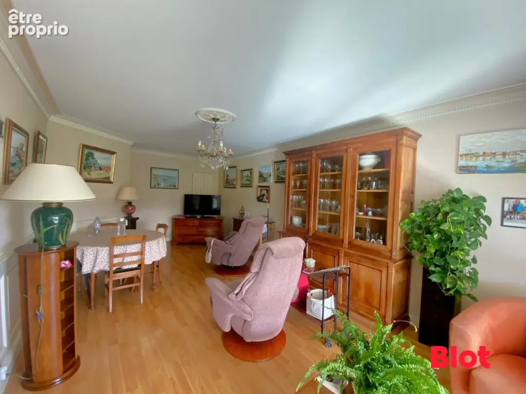 Appartement 5 pièces 79 m² à vendre à Rennes (35000) - photo 2