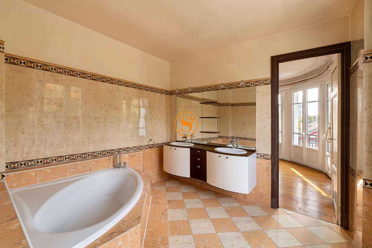 Appartement à CHANTILLY