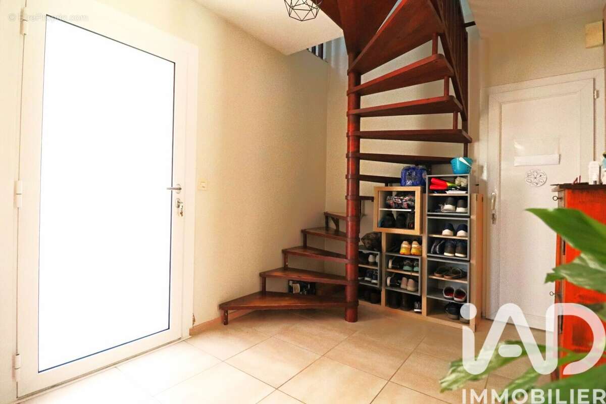 Photo 8 - Maison à SAINT-CANNAT