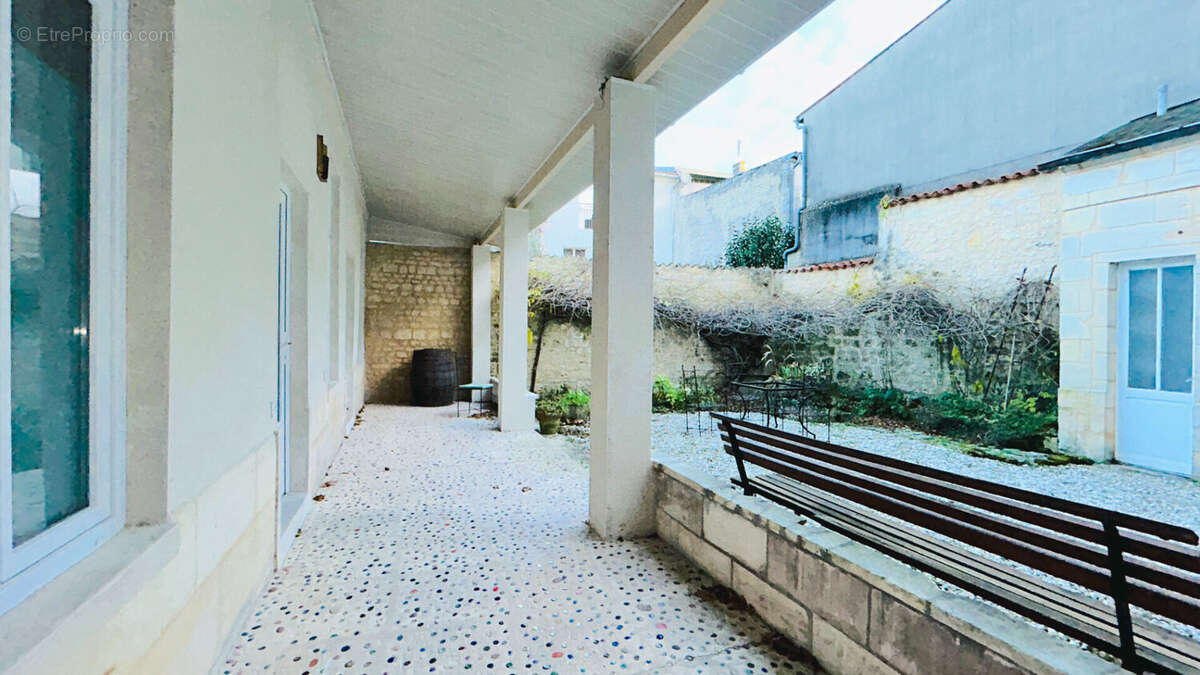 Appartement à JONZAC