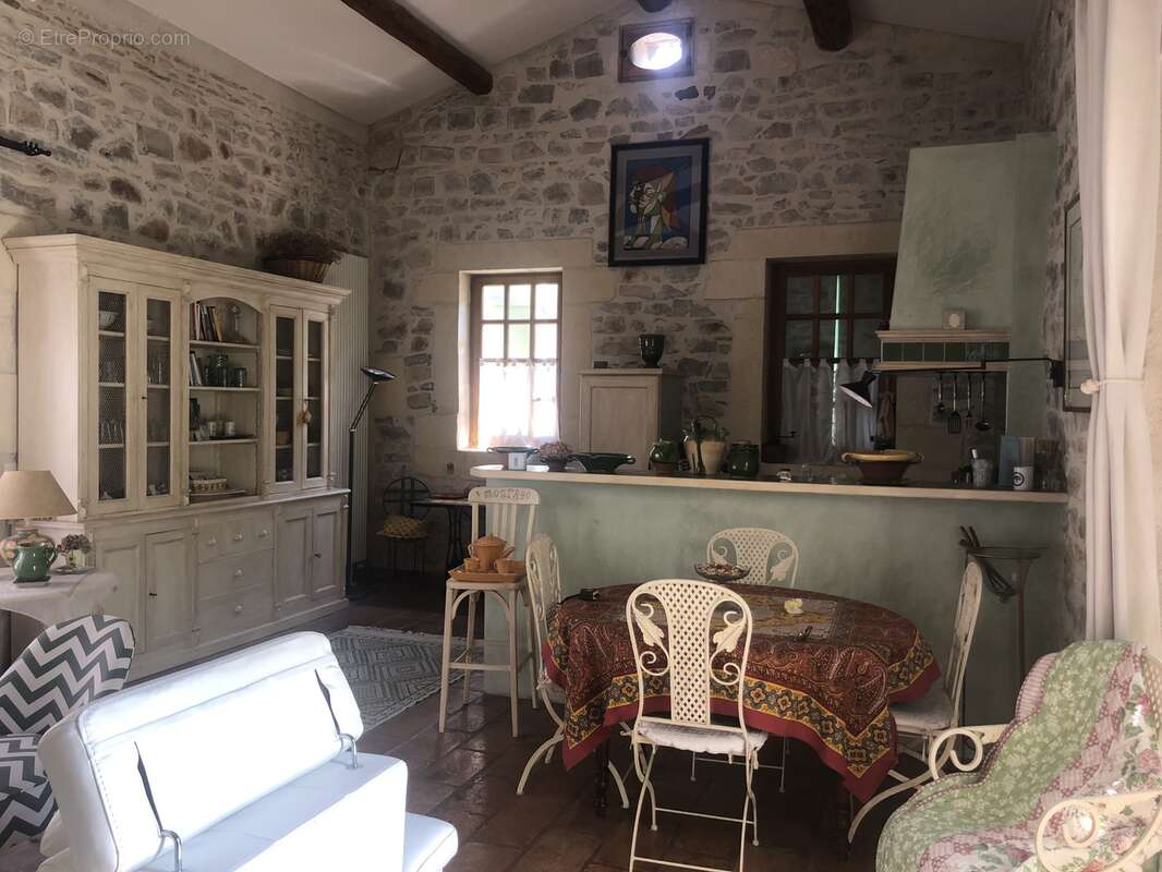 Maison à SAINT-LAURENT-D&#039;AIGOUZE