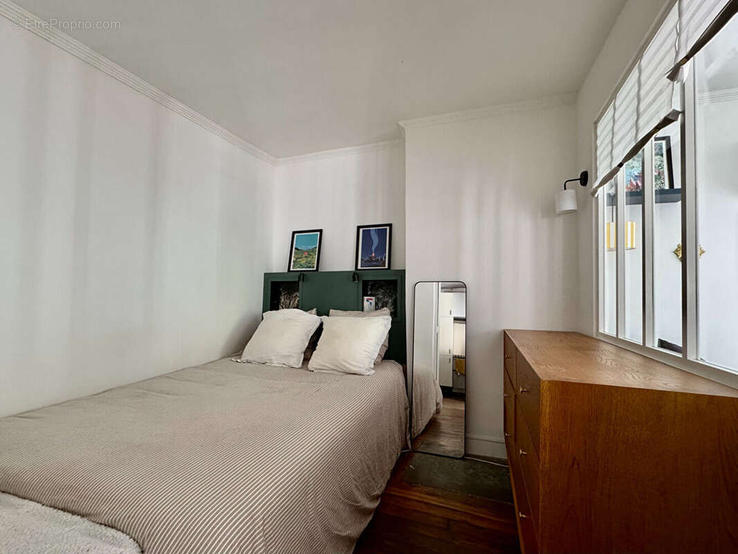 Appartement à PARIS-10E