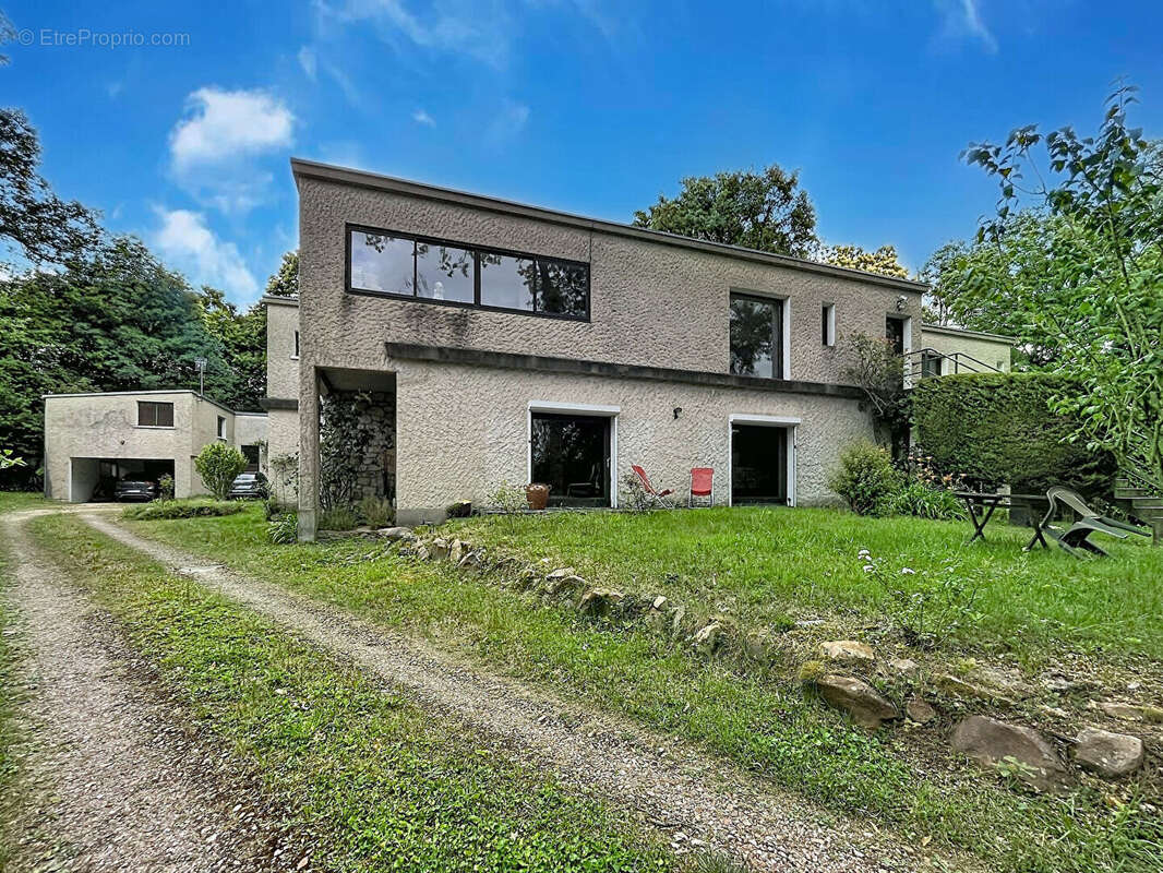 Maison à SAINT-MICHEL-SUR-ORGE