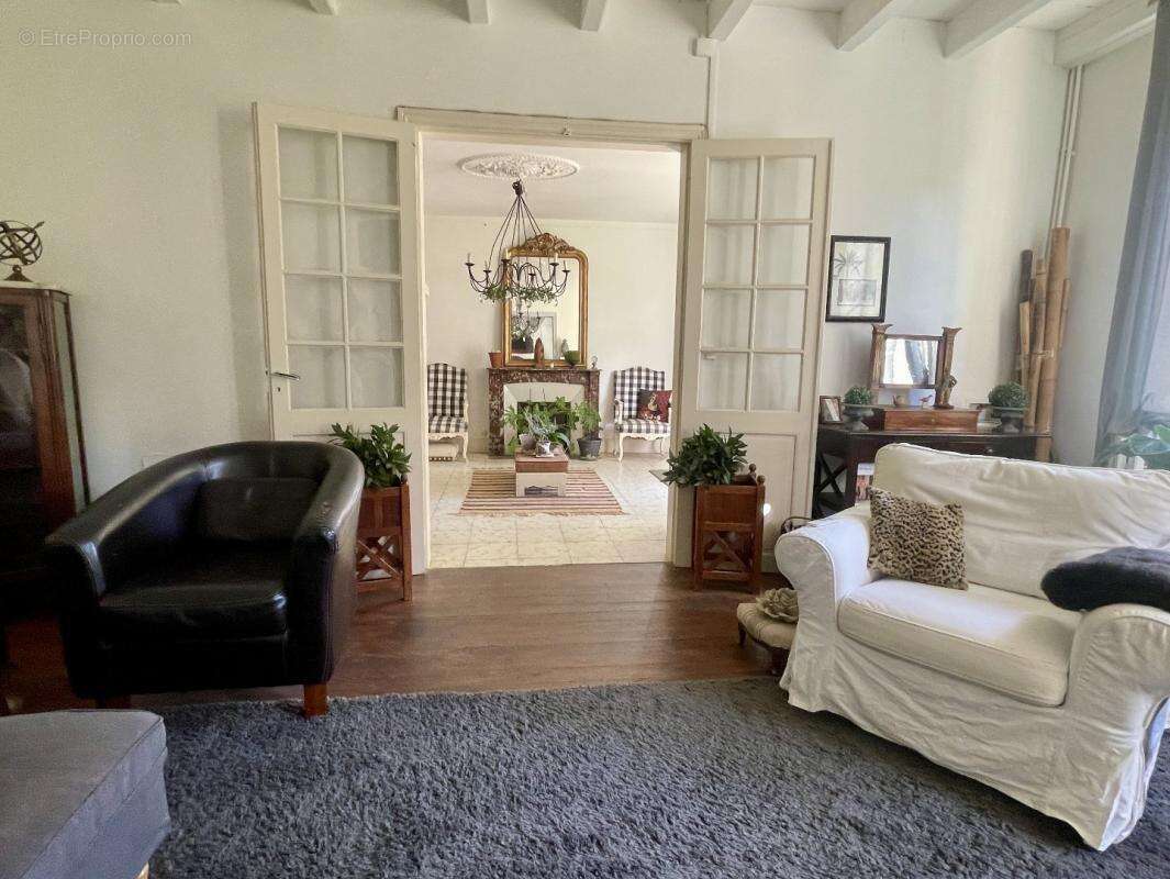 Maison à SAINT-DENIS-DU-PIN