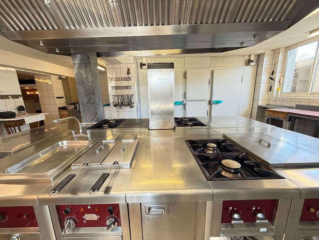 Commerce à MONCEL-LES-LUNEVILLE