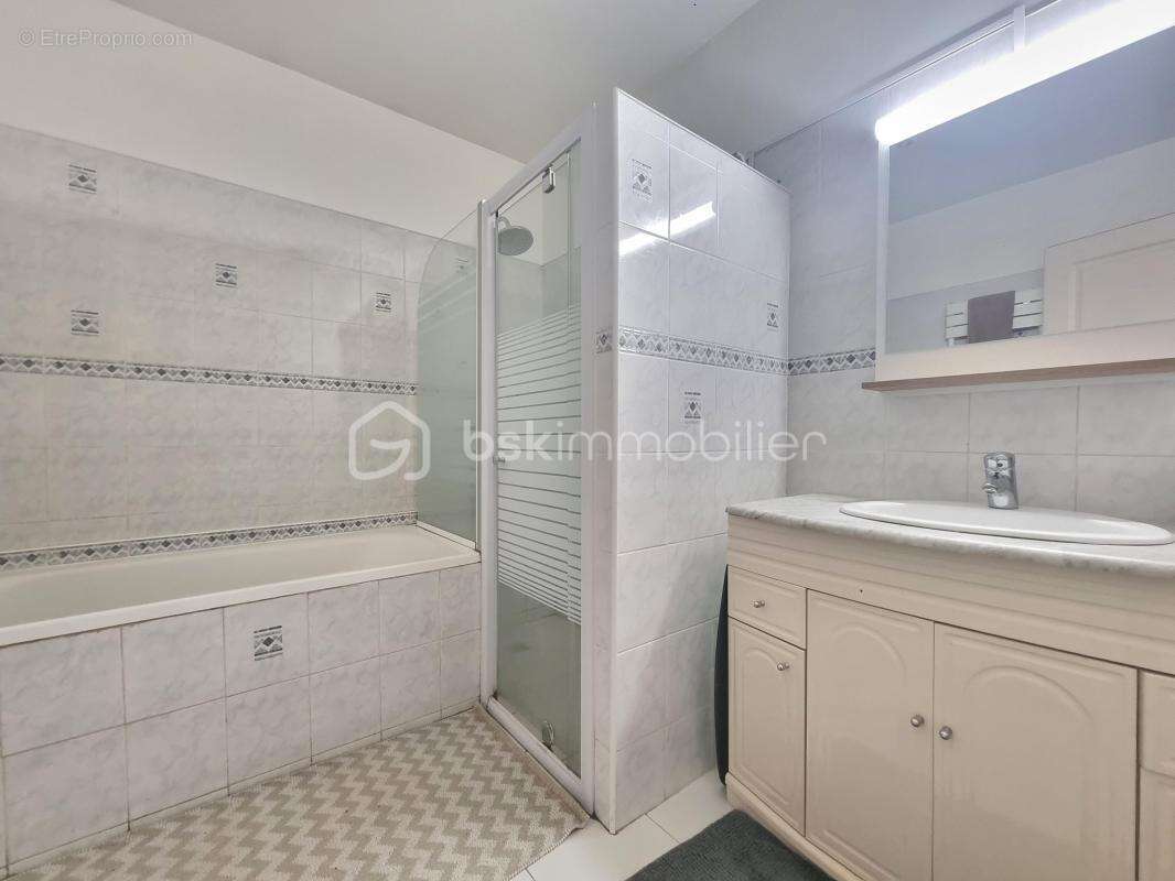 Maison à LONGUEVILLE