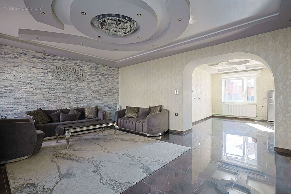 Maison à L&#039;HOPITAL