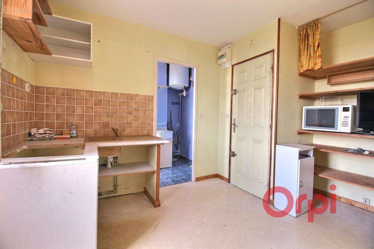 Appartement à MARSEILLE-7E