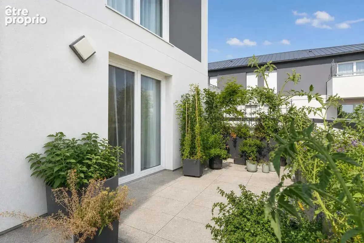 Appartement de 3 pièces de 66 m² à Trappes - photo 3
