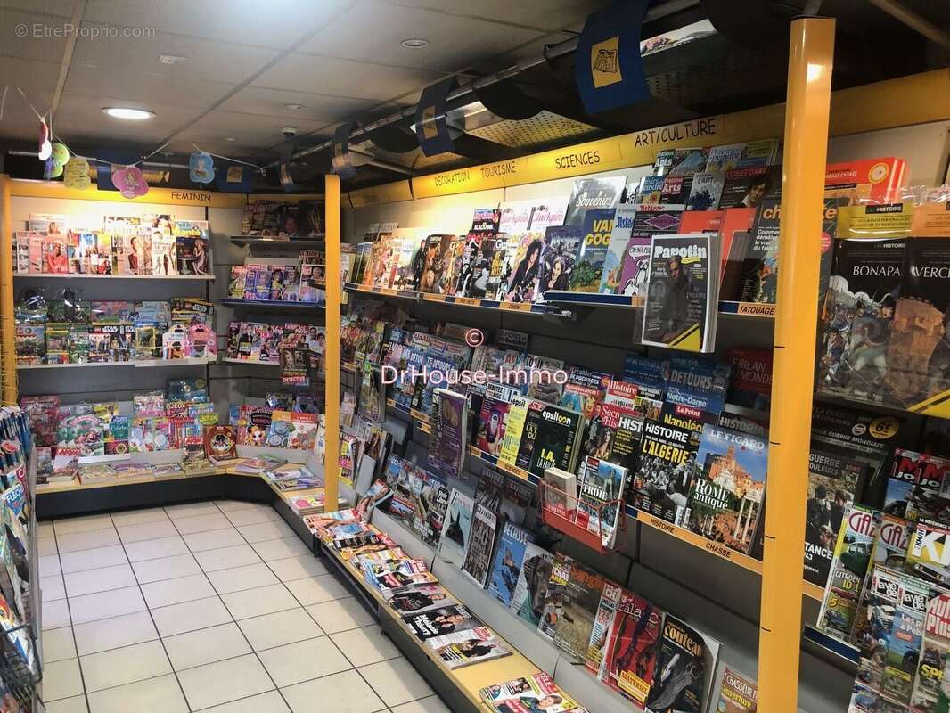 Commerce à MIRECOURT