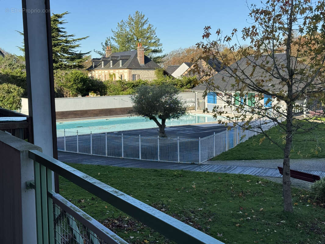 Appartement à LA RIVIERE-SAINT-SAUVEUR