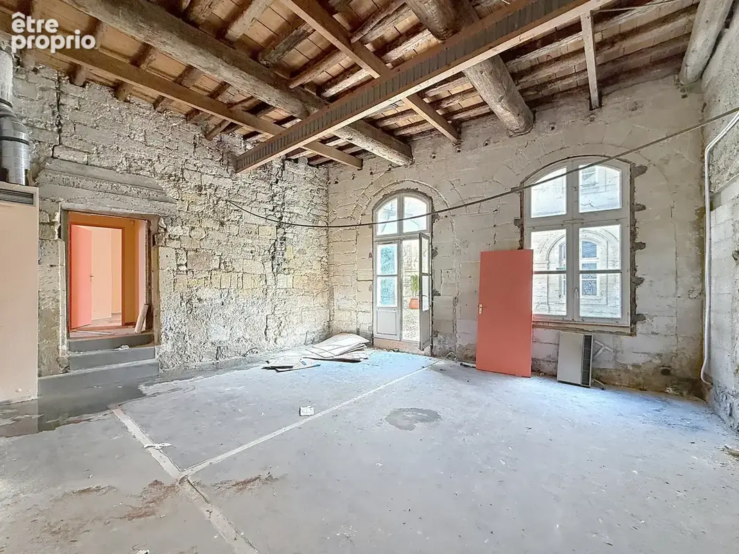 Appartement à rénover dans un ancien hôtel particulier - photo 15