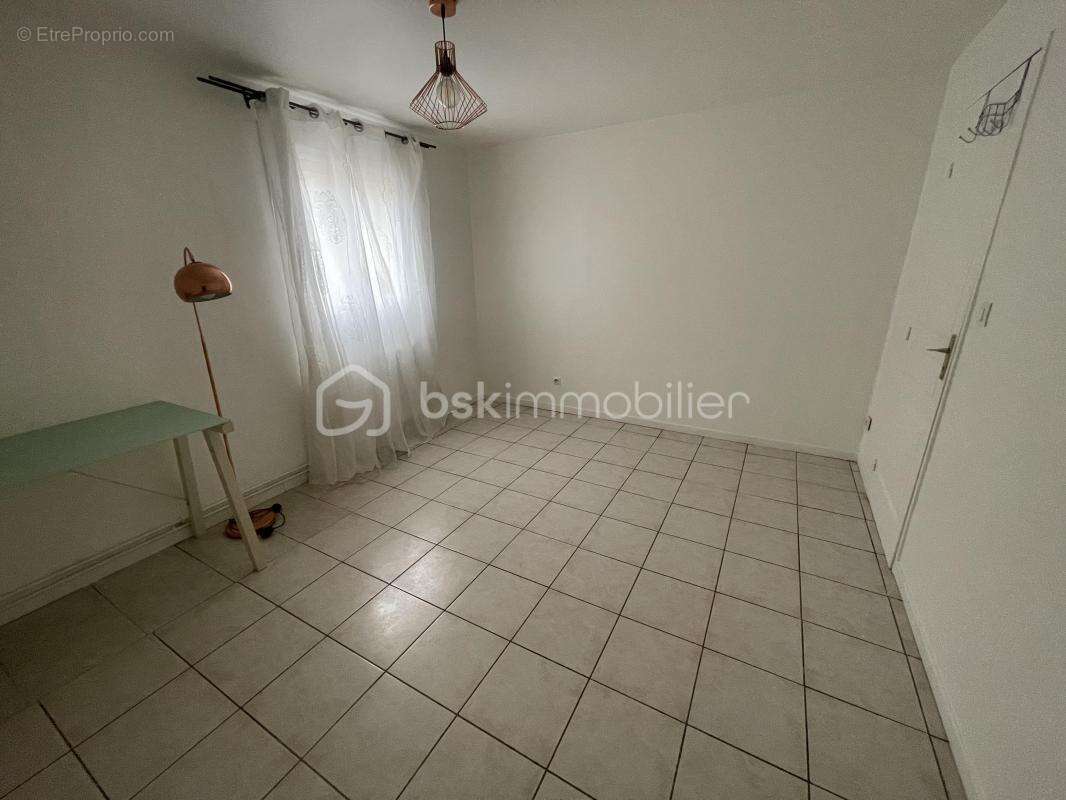 Maison à ROISSY-EN-BRIE