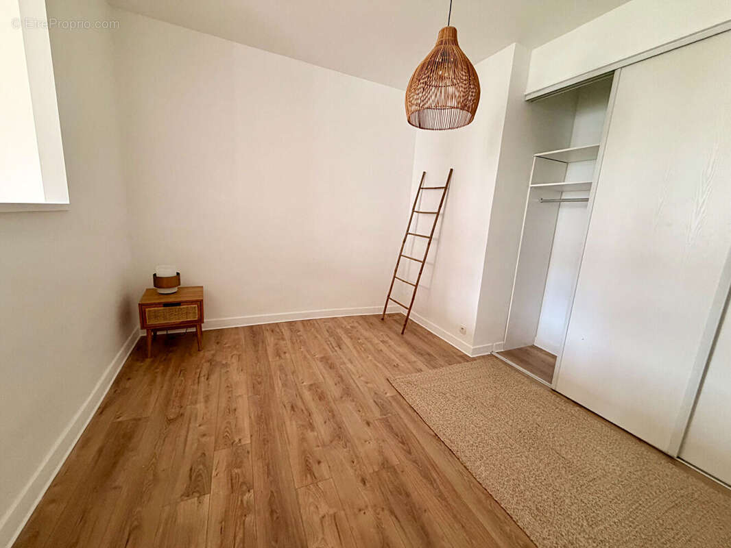 Appartement à MARSEILLE-7E