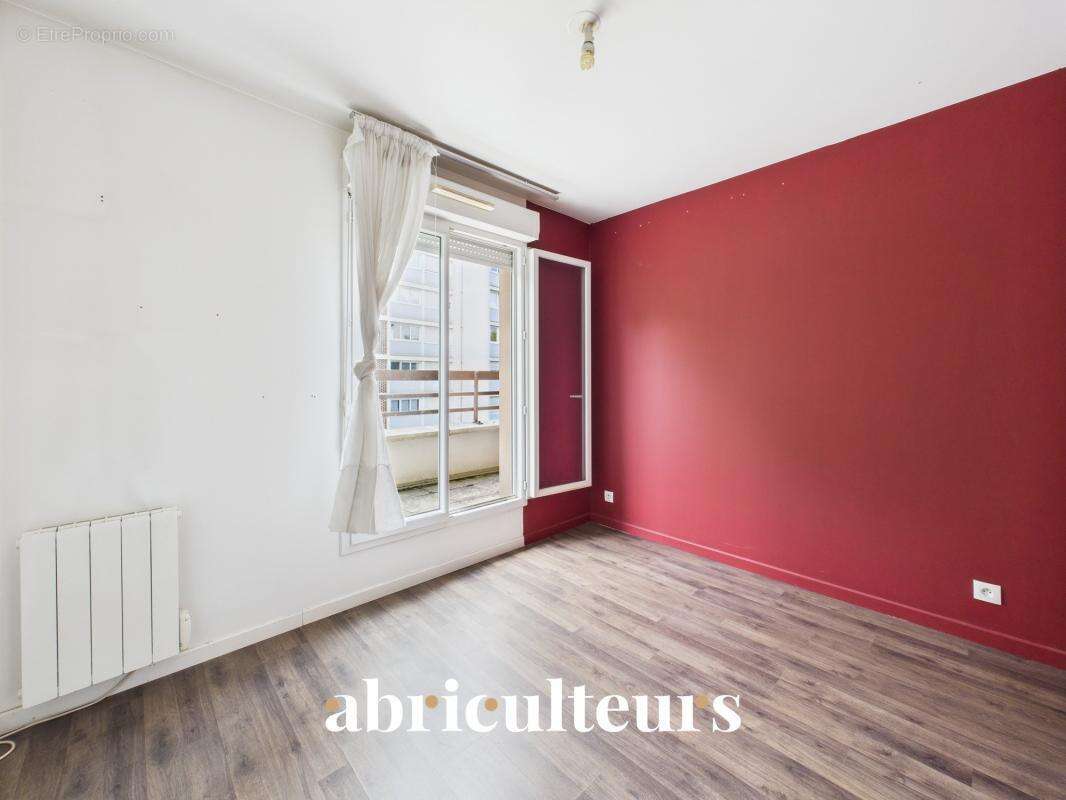 Splendide Appartement de 128.0 m² dans une résidence récente et sécurisée en vente à Villeneuve-la-Garenne  (92390) - photo 8