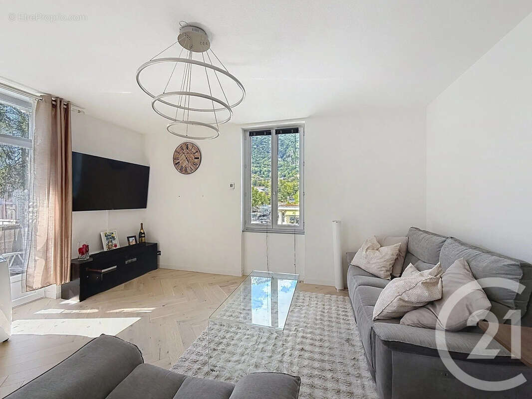 Appartement à TANINGES