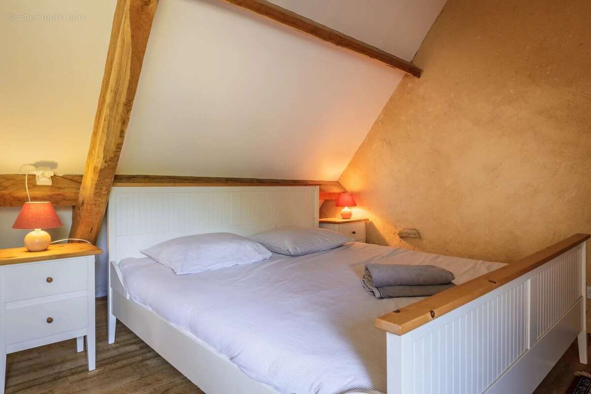 Charmante maison en pierre du Périgord avec piscine et vue sur la campagne - photo 8