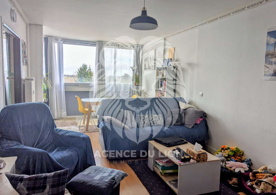 Appartement à TAVERNY