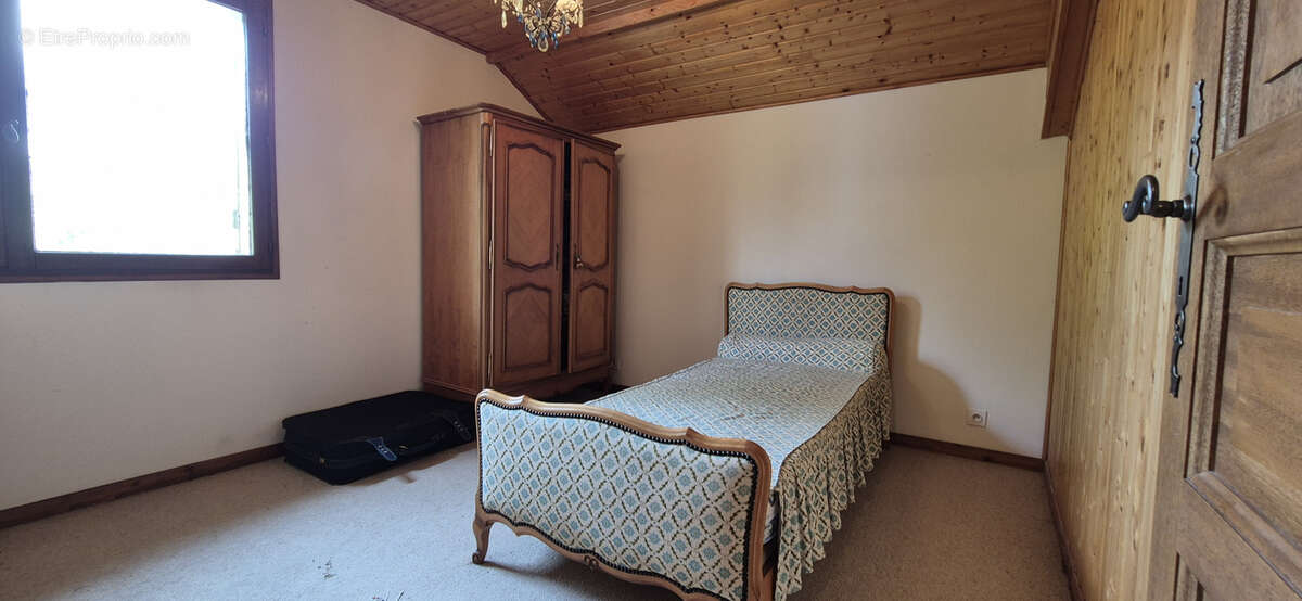Maison à BEAUVEZER