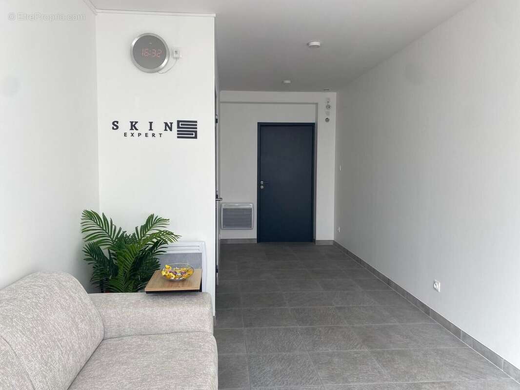 Photo 2 - Commerce à ROUBAIX