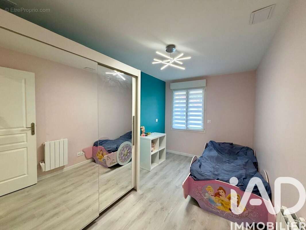 Photo 9 - Maison à NANTEUIL-LES-MEAUX