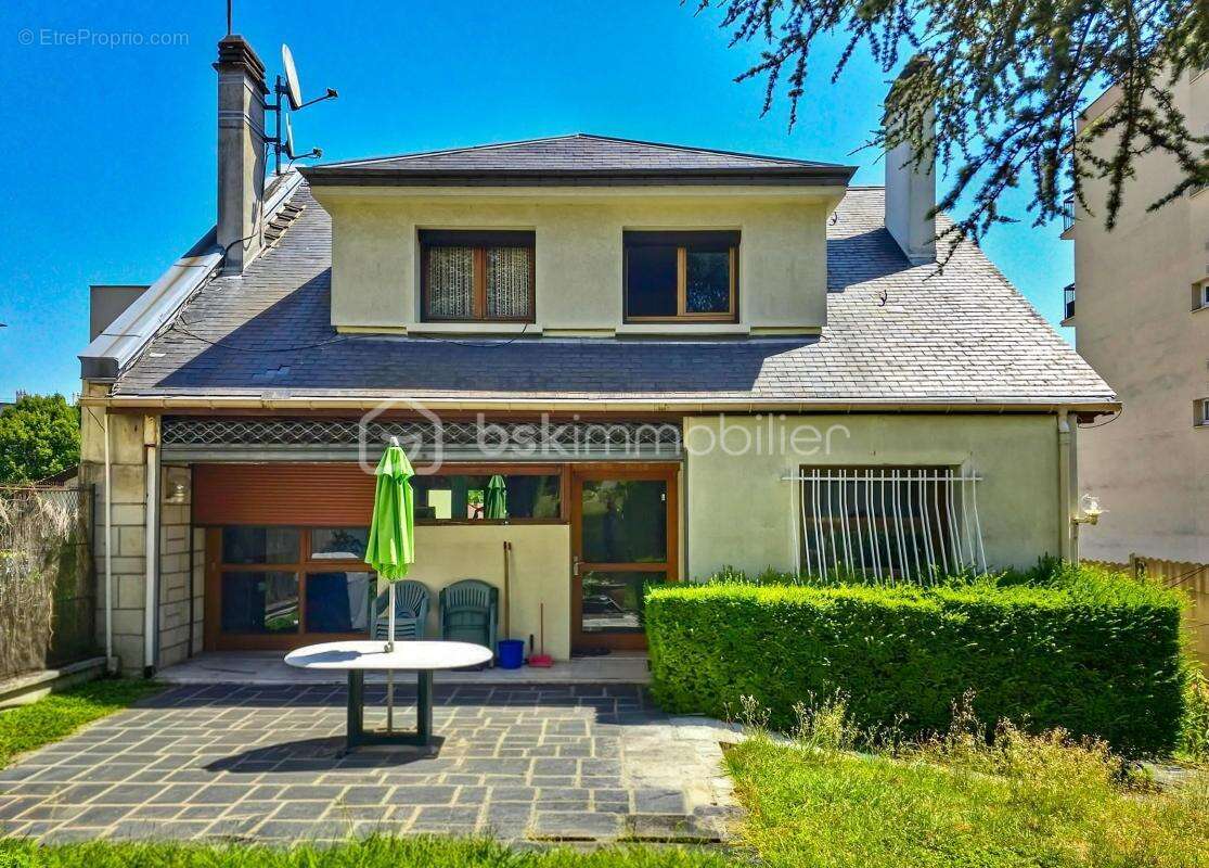 Maison à NOISY-LE-SEC