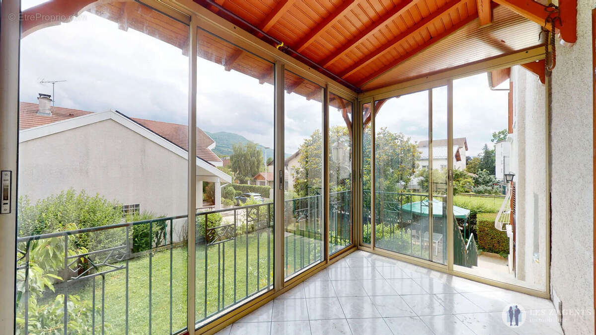 Maison à SAINT-MARTIN-D'HERES
